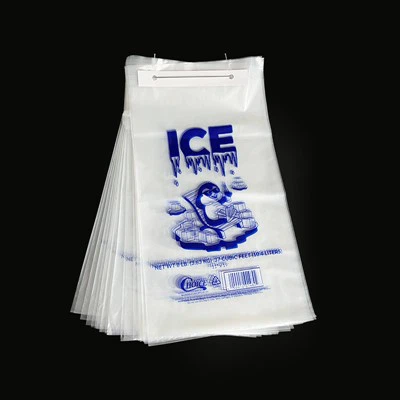 أكياس الثلج البلاستيكية على الويكيت